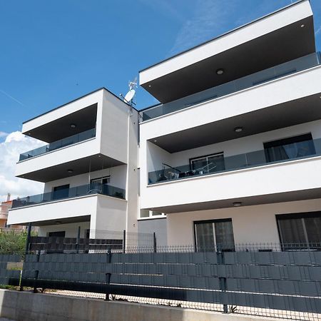 Apartman Mulin Трогир Экстерьер фото